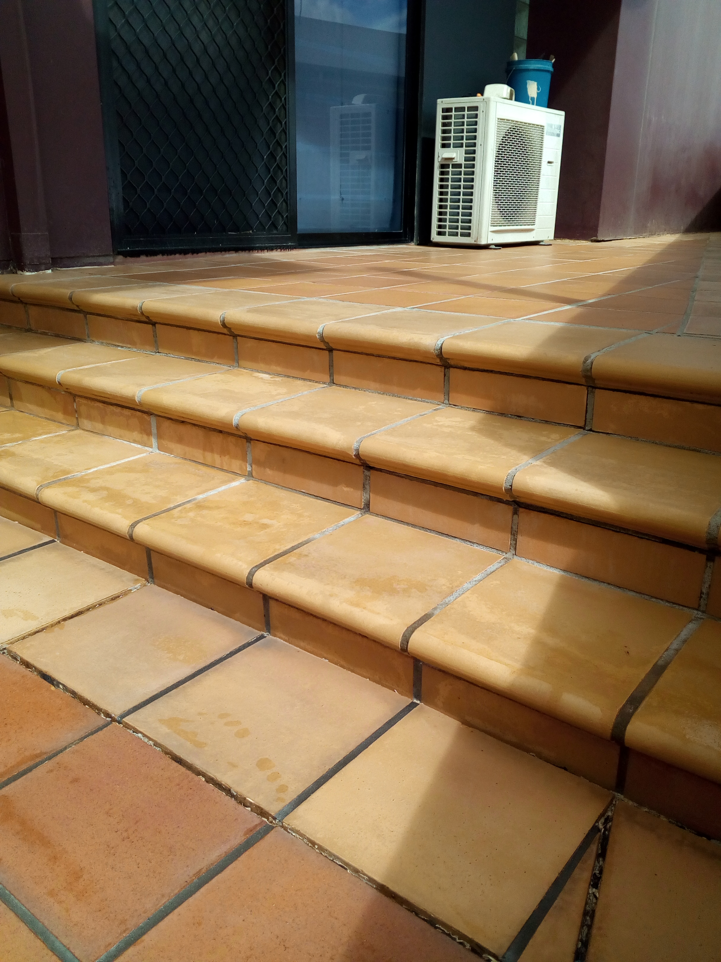 outdoor tiles after cleaning